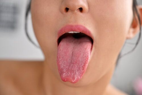 【VR】【8K超高詳細肉感特化VR】極・変態ママが毎朝●すのは成長期の息子!テカテカ&舐めまくりな濃厚淫乱性交VR 本真ゆり』