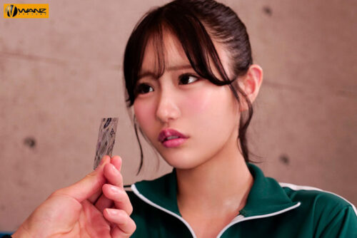 コンドームが破れてまさかの生ハメ!超加速するピストンで何度も中出し! 鈴の家りん