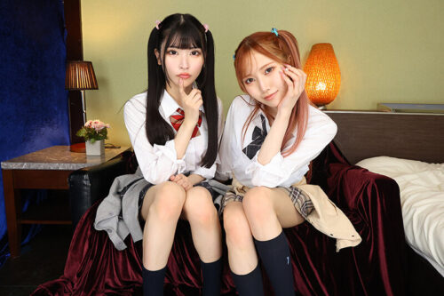 【VR】【8K VR】W最強顔面コンビ!!おじさん大好き美人J○にレズキスを見せつけられ何度も中出しさせられた僕。 さくら・あみり