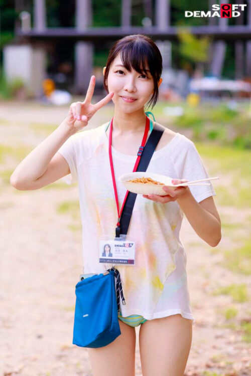 フリーのSOD女子社員と6人のガチ童貞。あの夏、イチバンときめいた筆おろし。