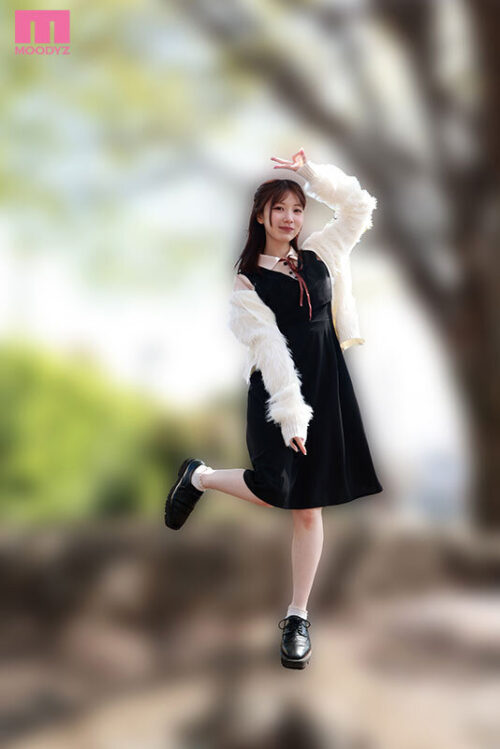 【VR】初めてのお泊まりデートから4年 あの頃の初々しい気持ちを思い出したくて澪をデートに誘って、手を繋いで、キスして、笑って、世界で一番大好きな澪と一晩で一発、二発、三発と… 石川澪