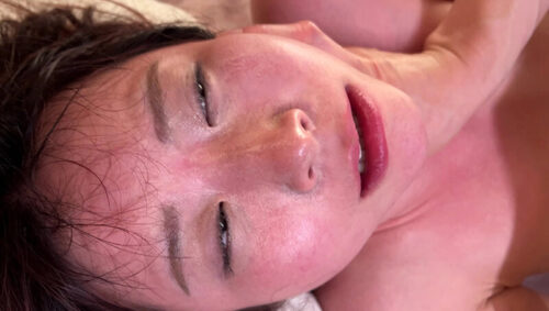 寄生スワッピング姦 隣に引っ越してきた貞操観念ゼロ夫婦に調教され、性癖を歪められてしまった新婚のふたり…