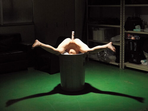 時間停止男に動かぬカラダを毎日イジくり回され知らぬ間に感度ビンビン 解除後に全身を駆け巡る350倍の蓄積快楽でアクメ堕ち寸前の潮吹きザコマ○コは追いピスされても生中出しを拒否できない 天馬ゆい