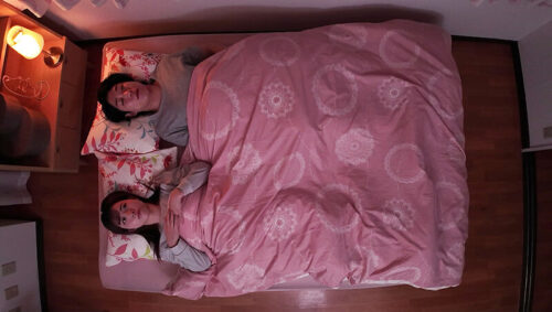 寄生スワッピング姦 隣に引っ越してきた貞操観念ゼロ夫婦に調教され、性癖を歪められてしまった新婚のふたり…