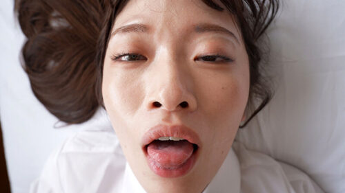 乳首こねくり失禁 敏感乳首を弄ばれて失禁癖がついた地味娘は白目アヘ顔イキが止まらず教室の肉オナホに! 上坂めい