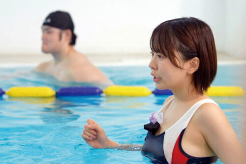 裏垢がバレた女部員は俺たちの肉便器 ザーメンで水着が汚れまくるレ●プ輪● 集団21発ベタベタ精液汚辱 柏木こなつ