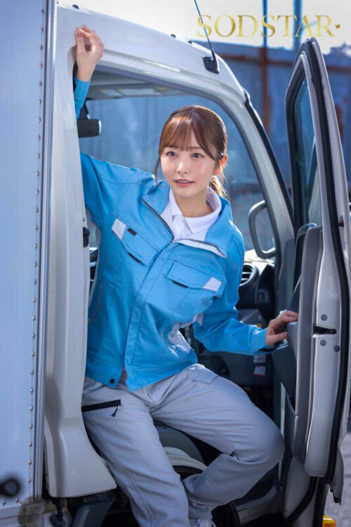 配送中NTR 既婚ベテランドライバーの配送に付いて回るうち車中でおそわれてしまった新婚人妻 青空ひかり