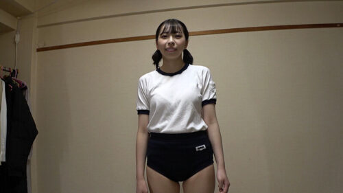 神田ゆい ムチムチ美尻 神ブルマ 美少女やぽっちゃり娘らにピチピチブルマ&体操着を着せ、ハミパン、ムレムレワレメを毛穴まで見えるほどの超ドアップ接写!さらに尻コキ、着衣お漏らし放尿やブルマぶっかけ等ブルマ好きに送る完全着衣フェチAV