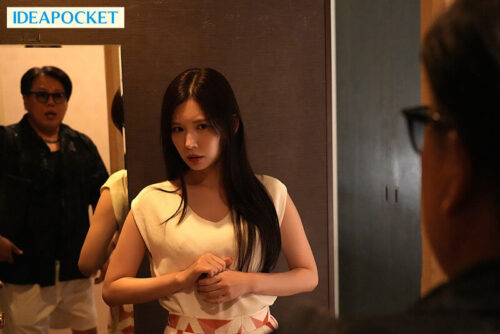 おっさん部下のクンニがドストライク!! 万年平社員オジサンの俺が会社に内緒で女性用風俗開業!120分ロングコースで会社の女上司と鉢合わせ… 「お願いだからもう挿れて…」と延長懇願するまで舐め堕としてついでに中出ししまくってやった…! 明里つむぎ