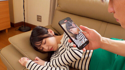 《無意識寸止めサブリミナル》寝ている間の毎晩こっそり先っぽ1cm挿入で焦らし快感を潜在意識に刷り込まれた美人義母、膣奥イキを求めて子宮直撃ピストンを懇願する発情メスになる。倉木しおり