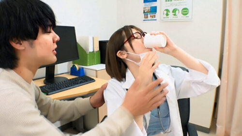 「これも検査なんですか!?」「はい!立派な検査です!」真面目な顔して敬語で診察~飲尿~中出し・精飲でしつこいくらいに捕精(ほせい)検査してくる泌尿器科の極淫痴女医#03 皆瀬医師