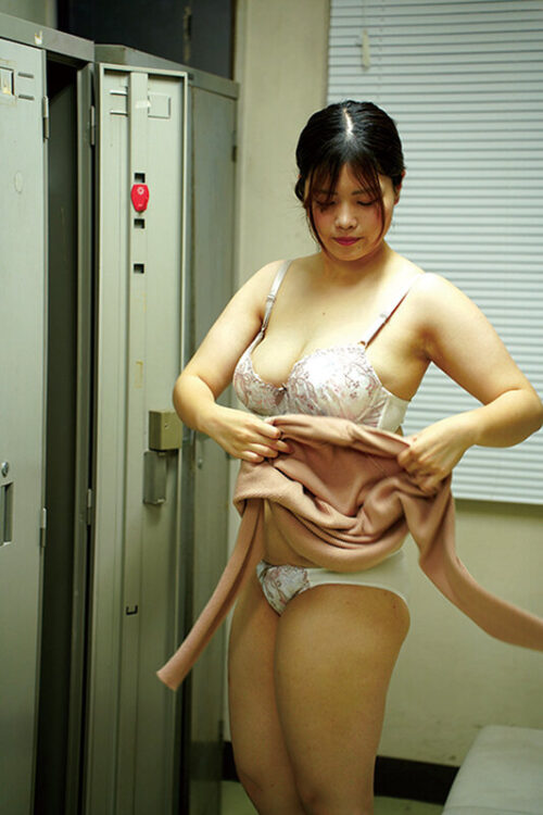 美人巨乳看護師ばかりを狙った同僚医師による昏●レ●プ動画フル尺収録8時間総集編