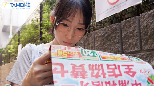 筋肉バリキレ!性欲異常!男の汗と精子の匂いでドスケベ覚醒する肉食妻のエグい程下品な汗だくち○ぽトレーニング 蓮実クレア