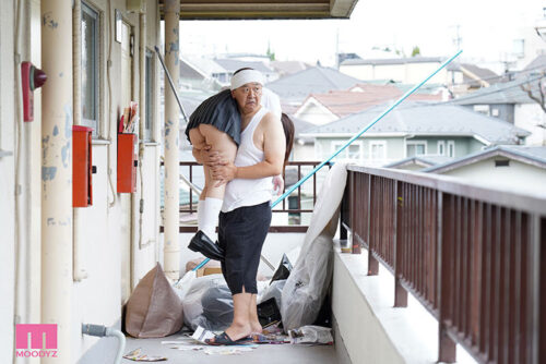 時間停止できるゴミ部屋オヤジに狙われたJ系のワタシ…。 停止中もねっちょり絶倫ピストン突かれ10発濃厚中出し ストップ解除で訪れる蓄積分の快感にのけ反り痙攣ガクガク潮吹きアクメオーガズム 松井日奈子