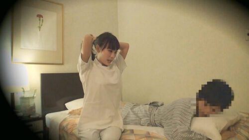 ~密室で繰り広げられる男女の秘め事~流出! 出張人妻マッサージ2 こんな若い人妻が来たら男だったら我慢できない 生中された人妻12人