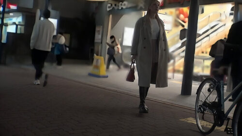 眠れる膣の美女 夢アクメ中出し32人 5時間