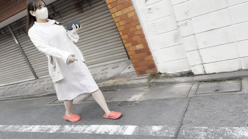 眠れる膣の美女 夢アクメ中出し32人 5時間