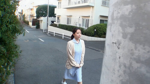 眠れる膣の美女 夢アクメ中出し32人 5時間