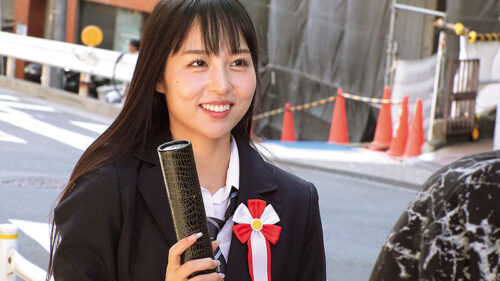 3分前まで女子〇校生!~2026年~卒業式直後に思い出の制服に初めての大量ぶっかけ!溜まりにたまった濃厚精子をあびせられ汚され全身精子でべっとり!ニオイたつチ〇ポ汁に火照ってそのまま生中出しSEX!!