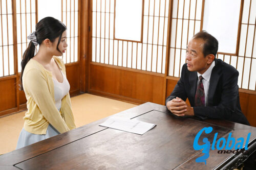 緊縛調教妻 忙しい夫に寂しさを感じていた人妻が堕ちた金融詐欺。返済できない借金の代わりに縛られ犯●れた身体 浜辺栞帆