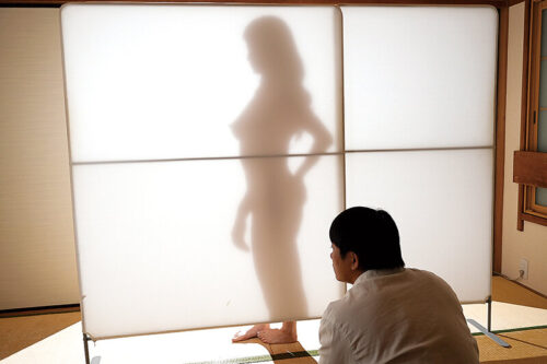 田舎の居候先の家主さんが美人で裸族だった!! 川上ゆう