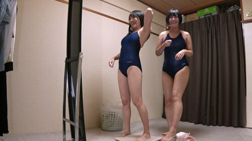 春原未来×乃木蛍 姉御の個撮 神レズスク水 女が自らカメラを持ち可愛い女子の水着姿をじっとり撮影!親父の個撮ゆずりのハミ毛、ジョリワキ等のフェチ接写はもちろん女に撮られる恥ずかしい放尿やローション密着やレズSEXを完全着衣で楽しむレズハメ撮りAV