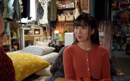 大復活!素人援交生中出し 映画オタクのやよいちゃんは乱暴されたい!犯●れたい!首絞め騎乗位からの~乳首ギューん 歪んだM願望が叶って小柄ボディは幸せ絶頂 三葉やよい