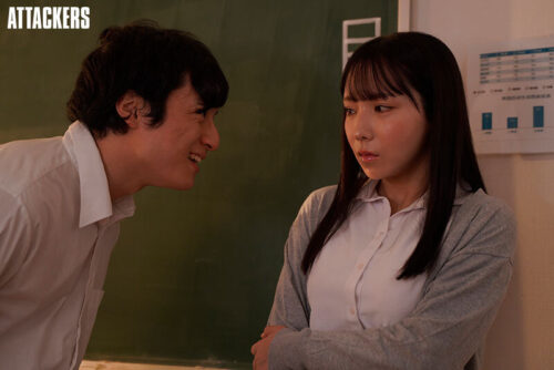 限界集落の村に赴任した人妻女教師は、村の繁栄の為に毎日子種を注がれる。 海老咲あお