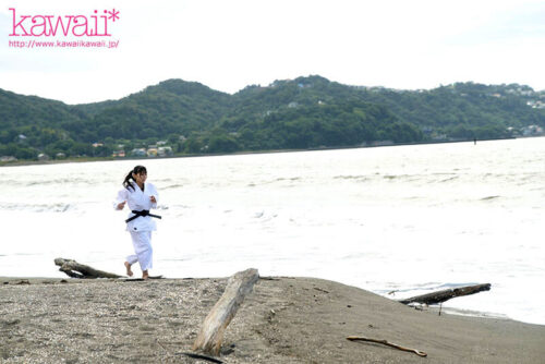 ハメたら雄叫びイキまくる肉欲ボディ。柔道の天才少女 村 流那(20) AVデビュー 村流那