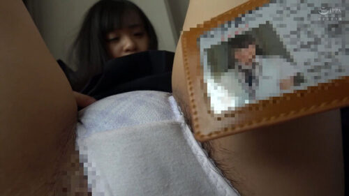 毛深いアソコがエロい、地味顔巨乳女子校生