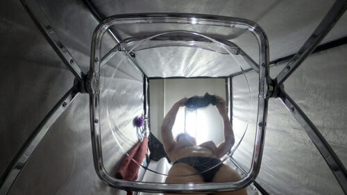 巨乳剛毛OLさんのお着替え