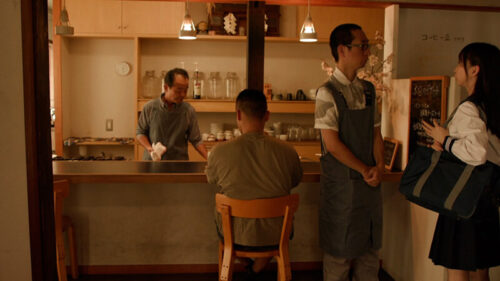 なんで!?行きつけの喫茶店のマスターに古びた蔵に誘われアブノーマルな世界に堕ちて行く年端もいかぬ娘のマゾ気質!