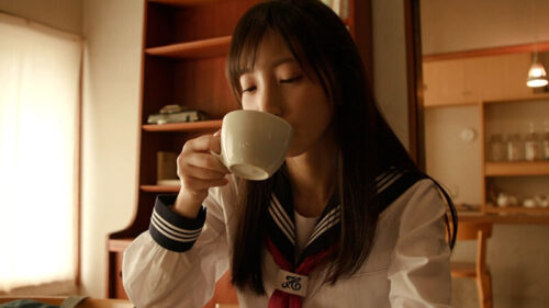 なんで!?行きつけの喫茶店のマスターに古びた蔵に誘われアブノーマルな世界に堕ちて行く年端もいかぬ娘のマゾ気質!