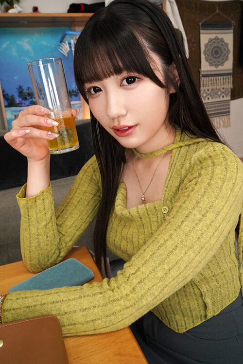 【VR】終電逃した美人女子大生が泥●してサークル仲間とドエロ全開で発情し何度も生チ〇ポを求める濃厚中出しセックス 浦上ひのり【8K】