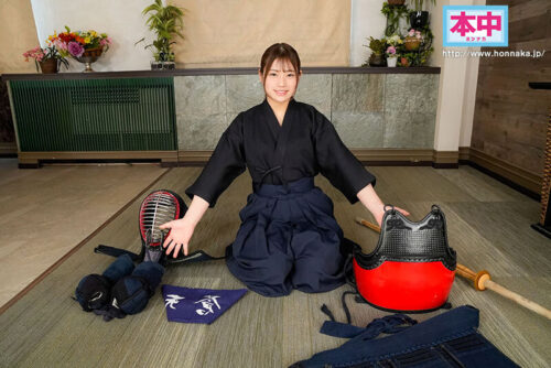 【VR】全裸剣道美少女から1本とったらナマ中出し