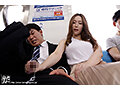 通勤ラッシュにベビーカーを押して電車に乗ってくる人妻は痴●されてもしかたない…。 産後敏感になった身体をビックビクさせて痙攣絶頂ー。 佐山愛