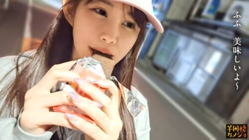 「【爆乳Kcup×潮吹き】家でリラックスしてる柔肌K乳彼女と、部屋着すっぴん姿で貪り合う。僕にしか絶対見せない笑顔、メス顔、イキ顔…。2人っきりで迎える週末の金曜日から土曜日の朝まで、人生で一番幸せな時間を疑似体験してみませんか?眼前に揺れ動くKカップおっぱいを揉みしだく夜と、潮吹き彼女の肌感を直に感じる密着セックスで生中出しする朝。秘密のカップルハメ撮り投稿【半同棲カノジョ】」