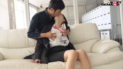 【特典版】宣伝部 松永あかり 初AV出演