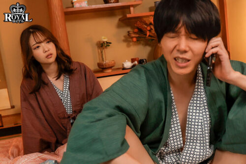 朝起きたら部屋に浴衣がはだけた後輩女子社員!いつも生意気で悪態ばかりついてくるのに、甘えてきたので… 二葉エマ