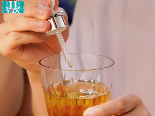 マジックミラーNTRエステ 隣で美乳スレンダーな彼女が寝取られているのに、僕は巨乳お姉さんの凄テクに抗えず、生中セックスしてしまった。 辻井ほのか 木下ひまり