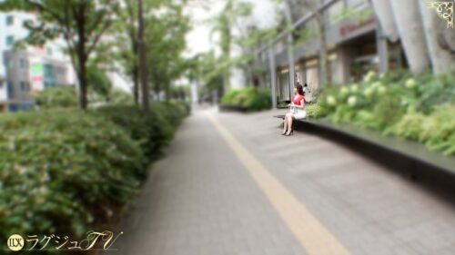 「【演技ゼロ】見た目は品行方正、中身はドスケベ妻。既婚のアラサー美女が他人棒でアヘりまくる、旦那には絶対秘密のイキ顔。【不倫セックス】 ラグジュTV 1858」