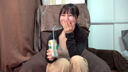 とにかく明るいハイテンション娘 爆笑した直後に寄り目オホイキ！ハメ潮ビュービュー吹かされガチ恋セックスでチ●ポ堕ち