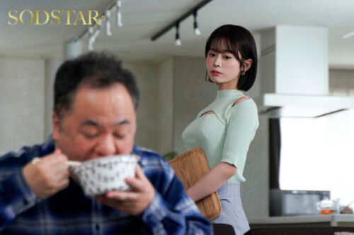 遠征中NTR サッカー選手の美人嫁がチー牛義兄にこっそり種付けされていたワンシーズン MINAMO