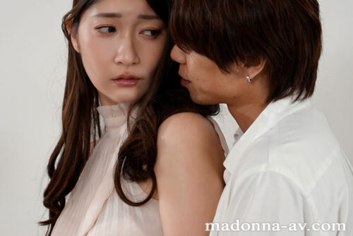 ヌードモデルNTR 上司と羞恥に溺れた妻の衝撃的浮気映像 北川遥