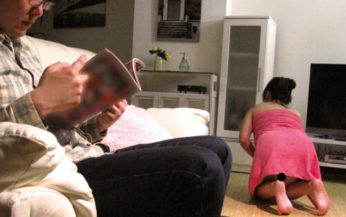 Sudden Family Taboo: Seducing Mom After Her Bath - 4 Hours