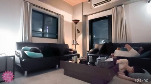 「「おっぱい?Hカップ、押し当ててる///」隣で友達寝てんのに爆乳美女が超誘ってきてムラムラ止まらん、我慢なんて無理ゲーすぎw涎たっぷりの極上フェラは良いけどエッロいグポ音でバレるって!!ww美女のチクビも俺のチ●ポも2人してビンビンwエロすぎて流石に中出し不可避wwww」