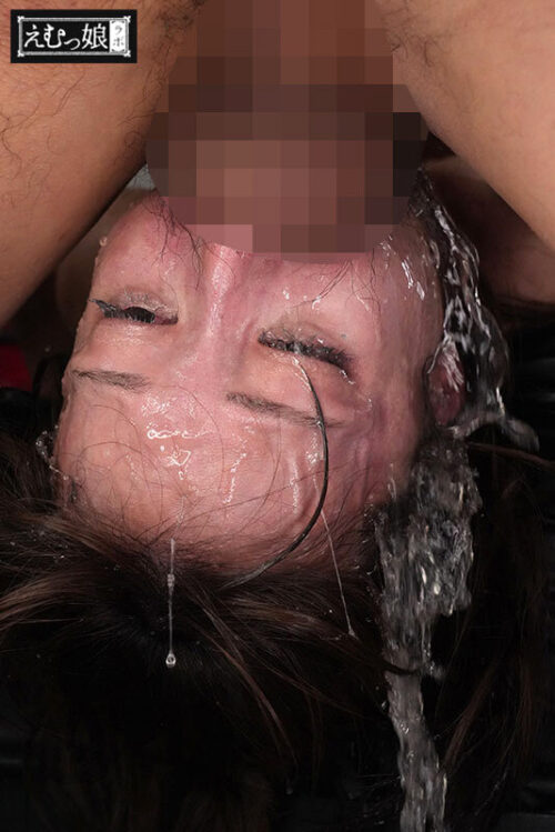 大浣腸！超ゲロ！痙攣マン！ 本気絶頂で全穴ジャッバジャバ大量噴射。激スプラッシュ3穴性交 足立友梨