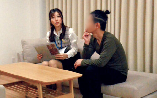 不動産レディと2人っきり…内覧会でエロ交渉