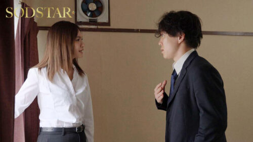 高飛車な女上司と真夏の張り込み捜査21日間 2週間過ぎてもホシは動かずしびれを切らしたぼくらは残り三日間汗だくでパコってしまい… 渚恋生