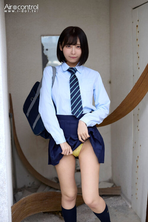 vs仮想エロス 小日向結衣